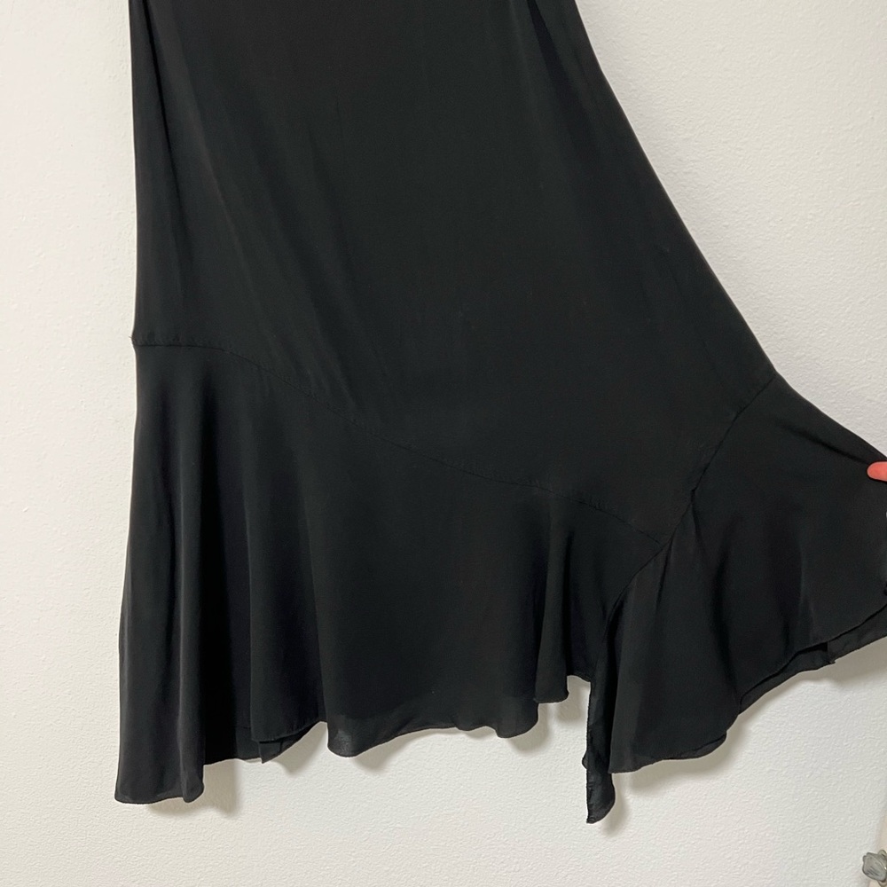 Leon Max Elegant Black Silk Sleeveless Tiered Ruffle Dress - Picture 3 of 7